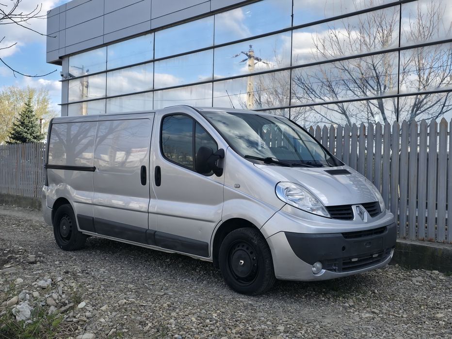 Opel vivaro renault trafic lung 2012