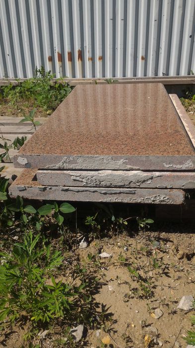 Бой плитки гранита Б/У