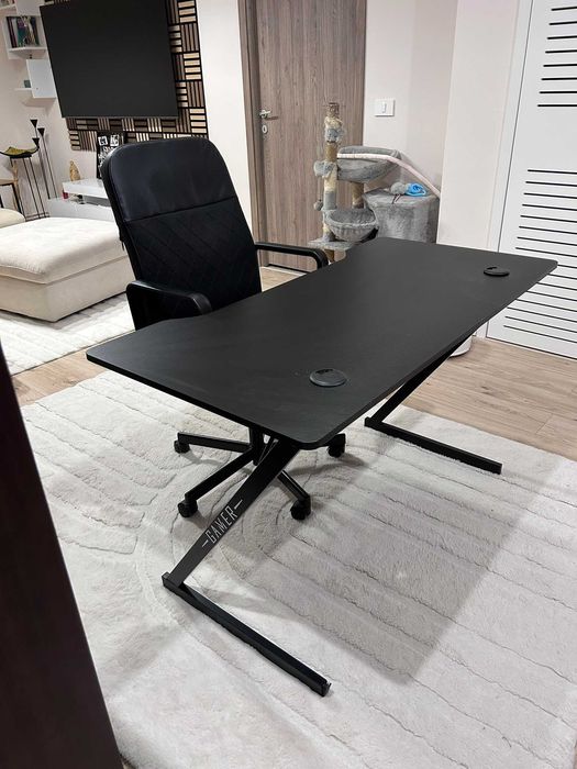 Scaun Birou + Masa Gaming