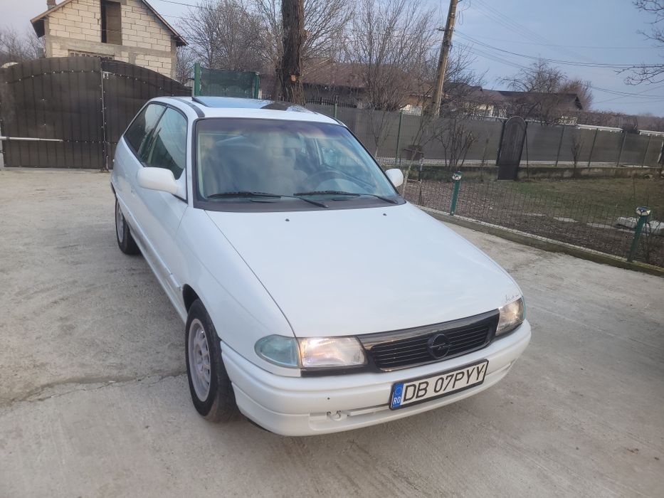 Se vinde apel an 1994 automat..recondiționat