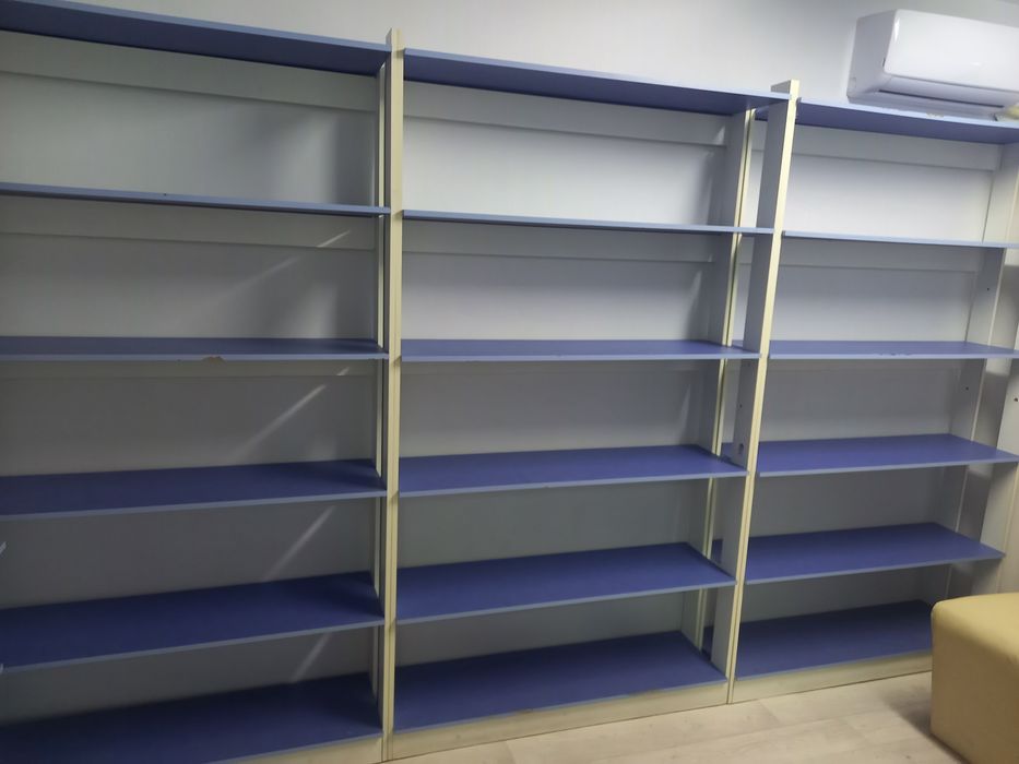 Срочно продается стелажи!