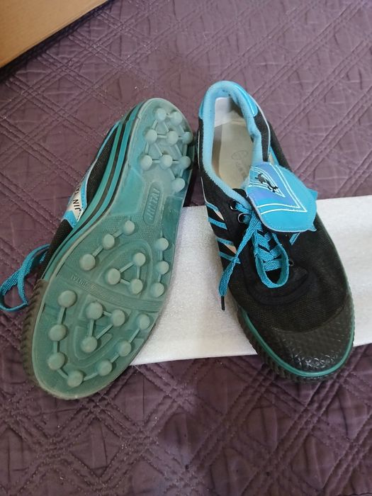 Красовки и бутсы