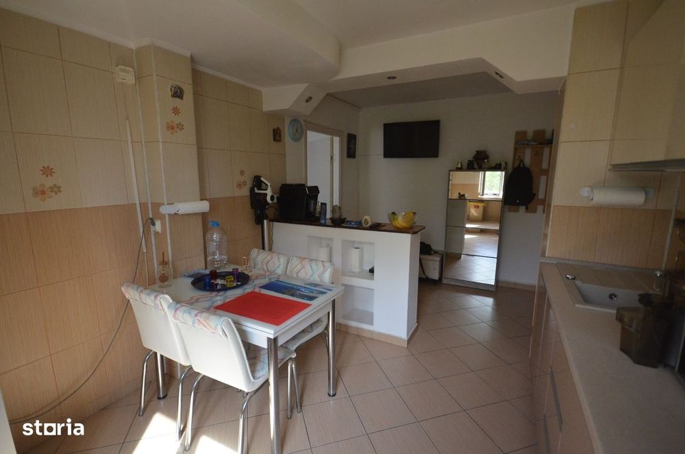Apartament 3 camere - Titan - Bld 1 Decembrie - Metrou