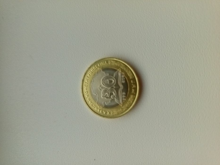 Монета 100тг юбилейная!