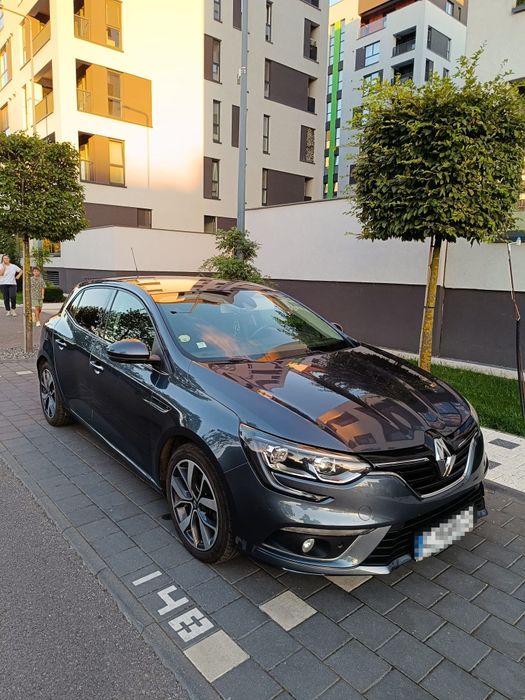 RENAULT Megane