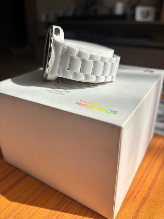 Часовник Huawei watch G3 Pro