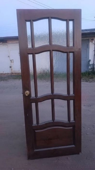 Продам межкомнатные двери б/у