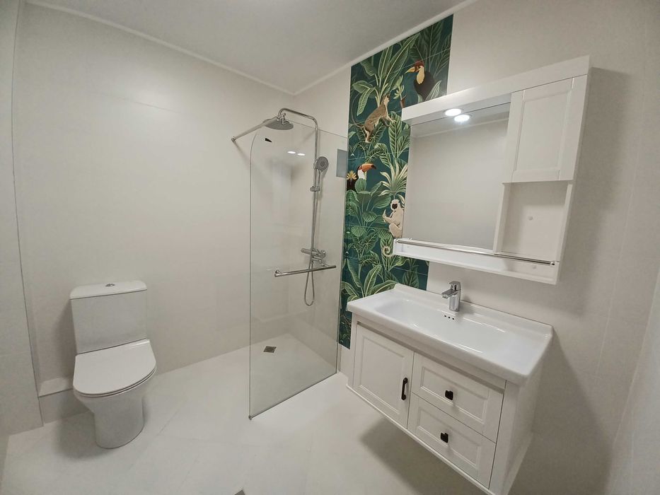 Дава се под наем Тристаен апартамент в Варна, Център - 90 кв.м за 850 € - Снимка #14