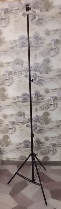 Напольный штатив