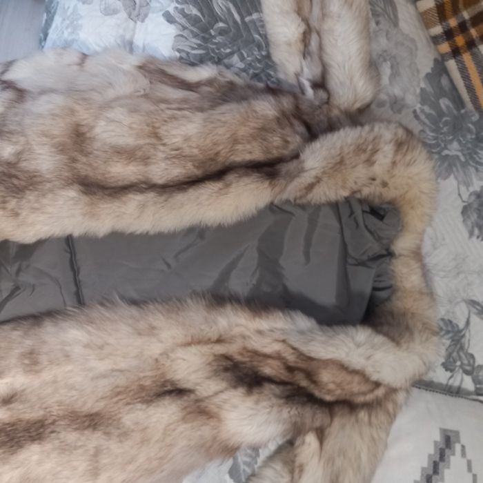 Дамско палто от сребърна лисица