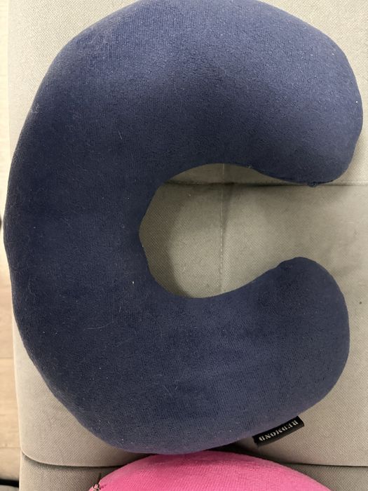 Продам дорожные подушки