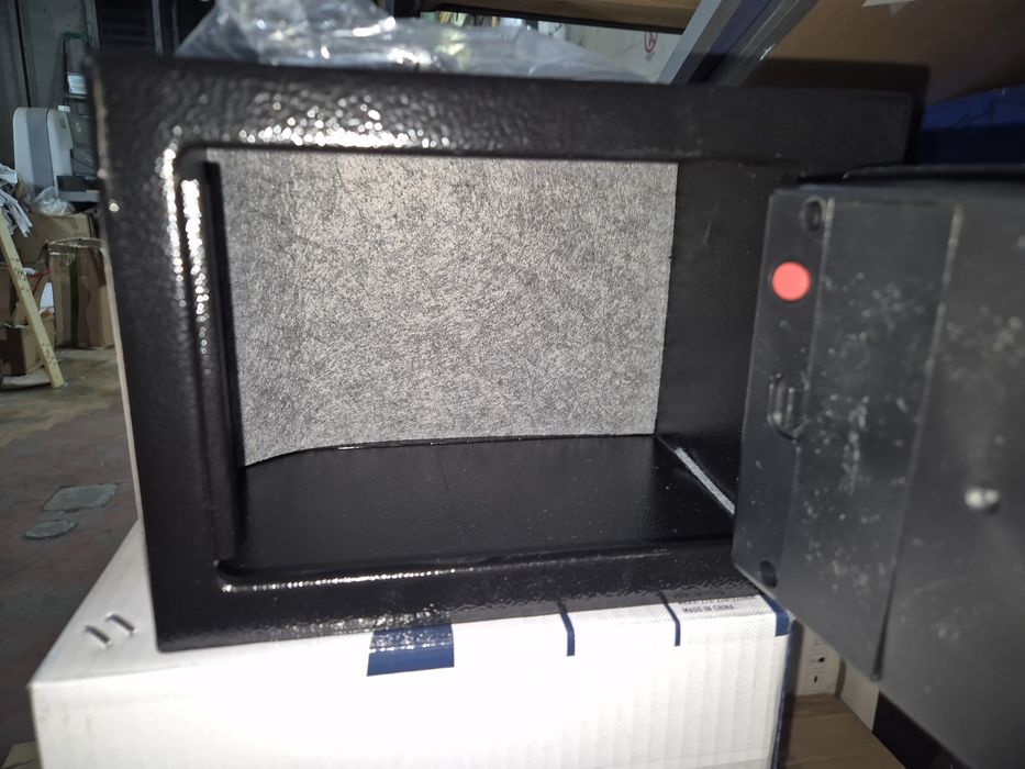 Продам мини сейф