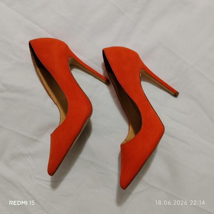 Pantofi stiletto 35 river island