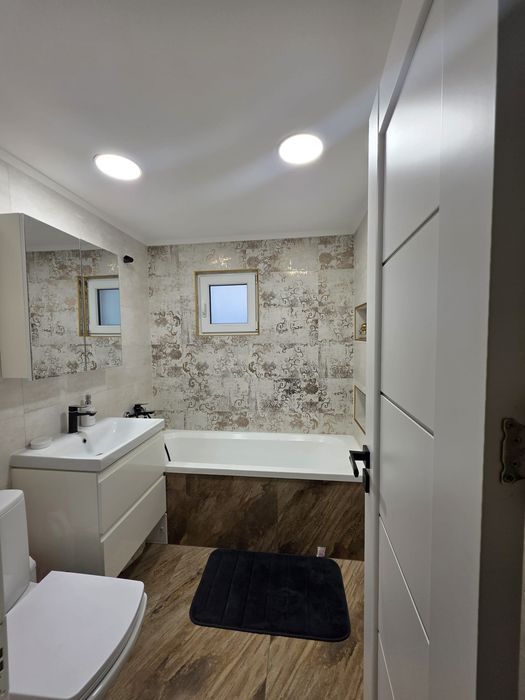 Apartament 4 camere Decebal | 70 mp | 2 băi | Dressing | Boxă 15 mp