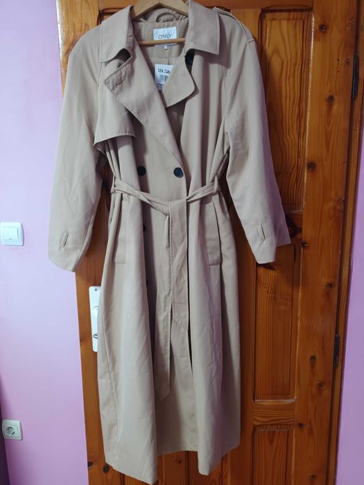 Сака и връхни дрехи на ниски цени