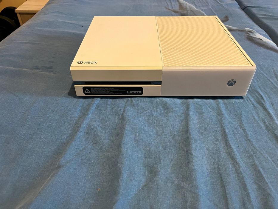 Продавам xbox one