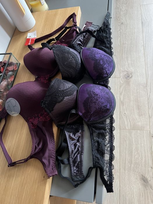 Сутиени Triumpf Palmers Chantelle