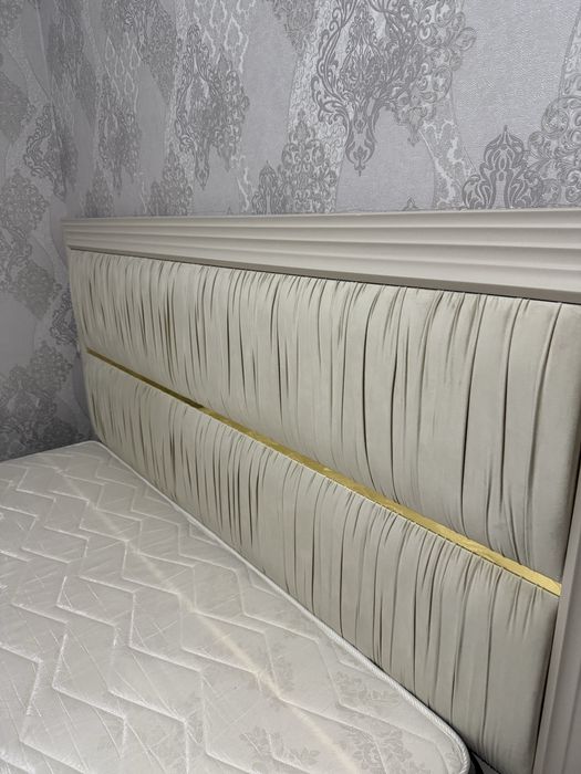 СРОЧНО Продаю спальный гарнитур