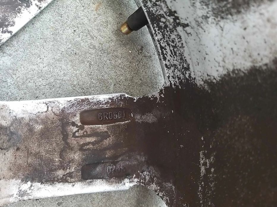 janta aliaj r15 vw polo 6r cross 6r0601