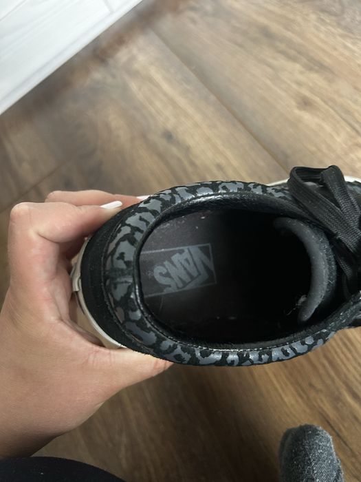 Кецове Vans с висока подметка