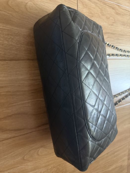 Оригинална чанта Chanel Jumbo CC Maxi XL Logo 24K Gold-Plated Bag