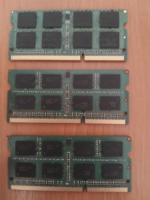 Vând 3 Rami ddr3 8 GB