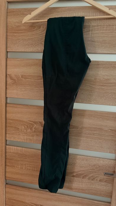 Зелен панталон от H&M