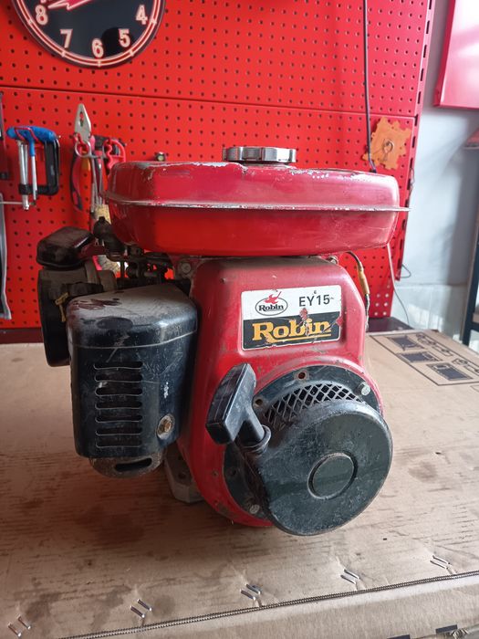 Двигател за фреза трамбовка robin