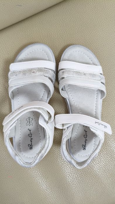 Босоножки кожанные.Kari.