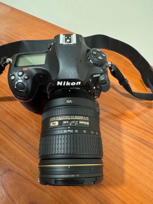 Nikon D850 + 24–120 mm f/4 + 50 mm f/1.8G + SB-5000 + WR-10