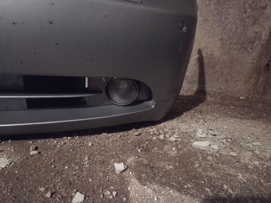 BMW E60 предна броня и волан без айрбег