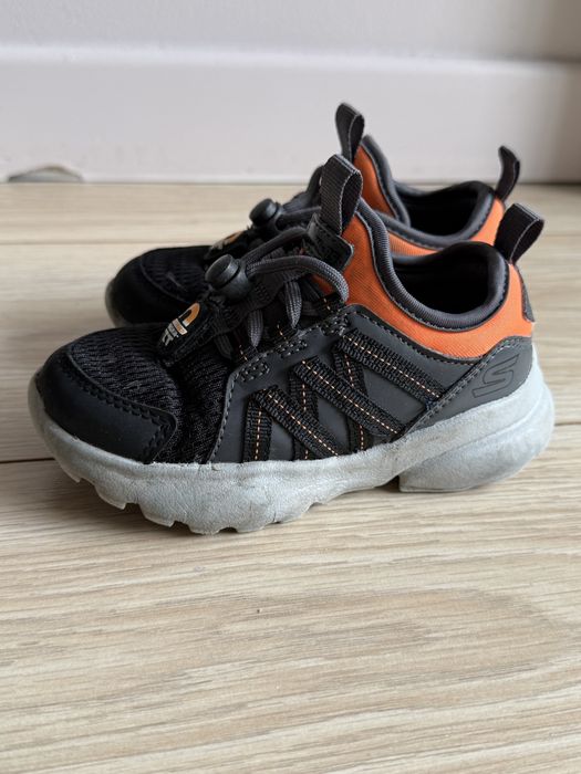 Детские кроссовки skechers 24