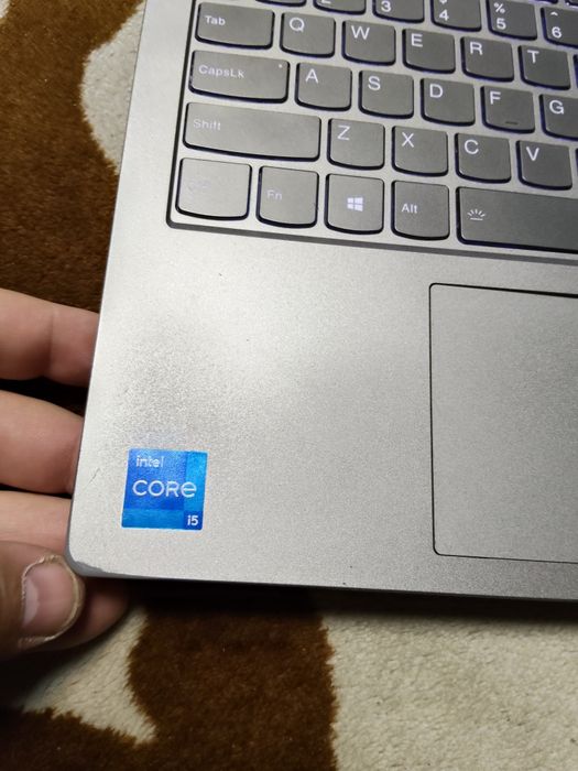 Lenovo Thinkbook i5-1135G7,8gb RAM ,ssd 256 ,15.6 fhd ips