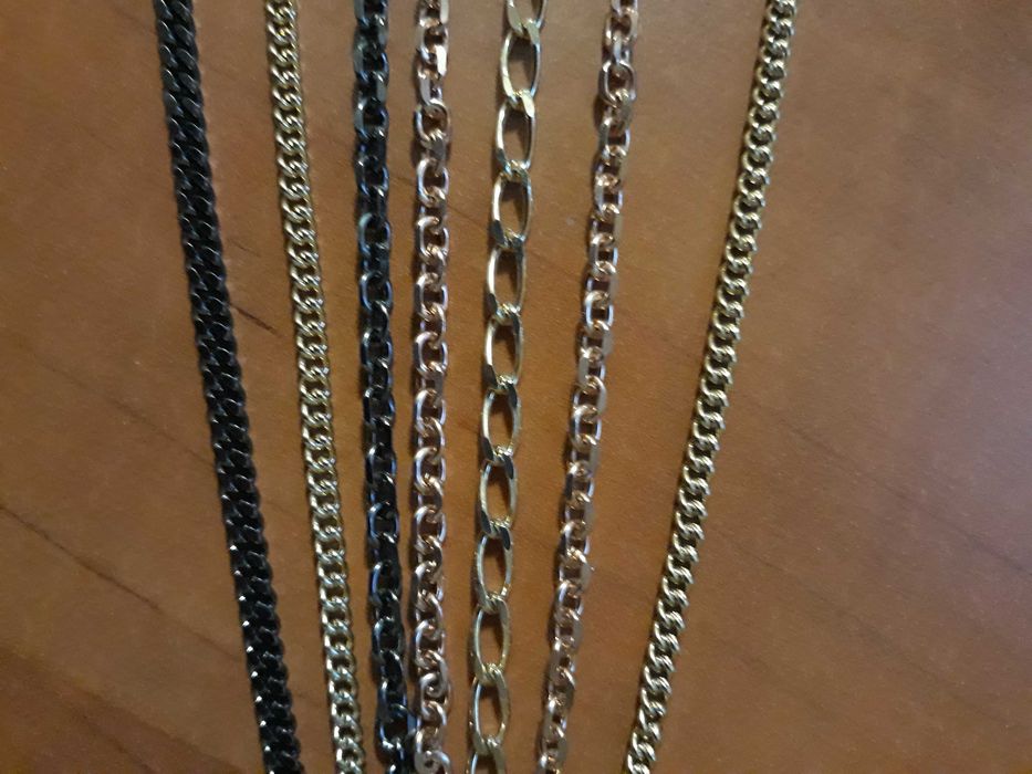 Versace дълго колие със седем различни вериги