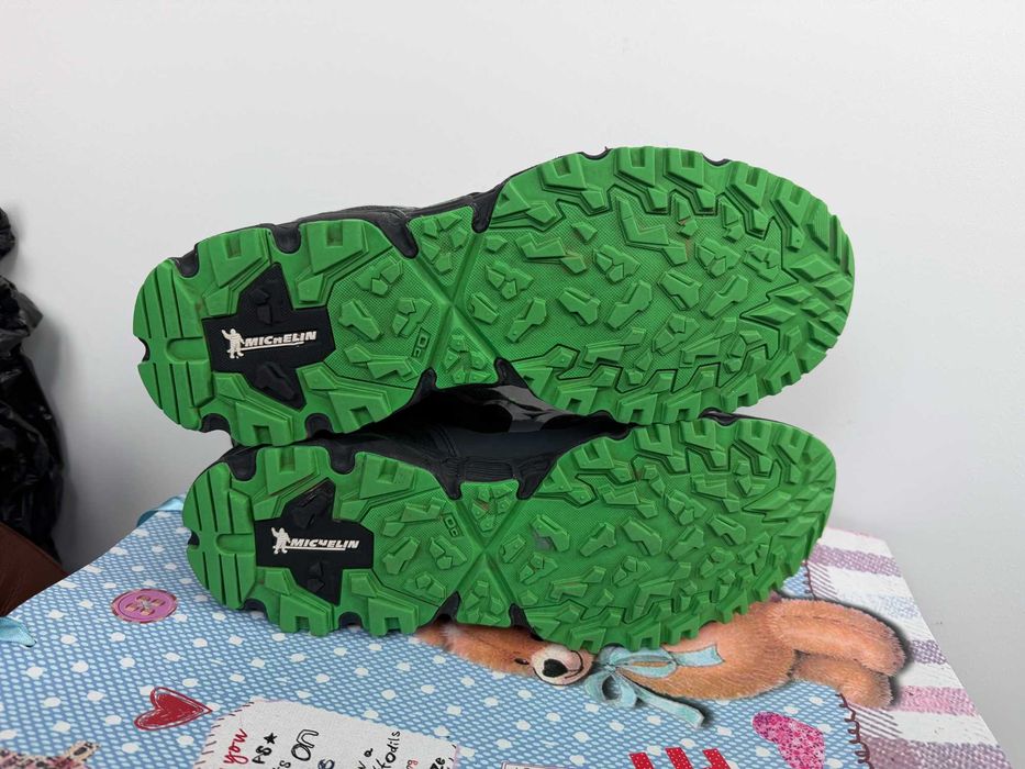 ''Mizuno Wave Daichi Gore-Tex''оригинални маратонки 45 номер