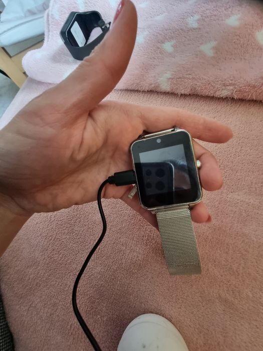 Smartwatch Swatchs silver edition