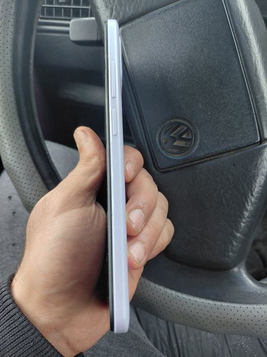 Телефон редми продам