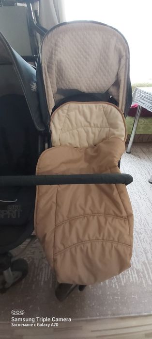 Количка за близнаци