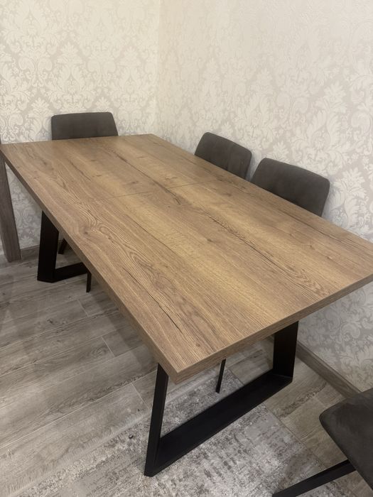 Стол раскалдной обеденный