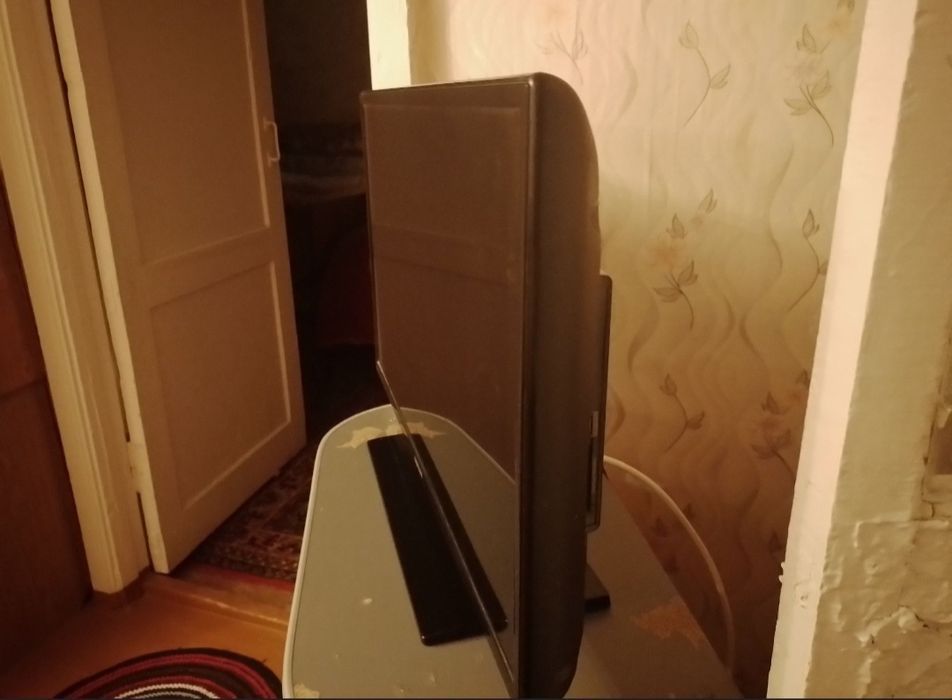 Продам телевизор