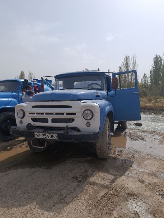 Zil 130 VODOVOZ.