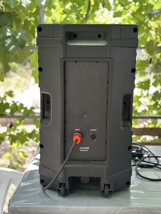 Boxe Audibax freeport 215p