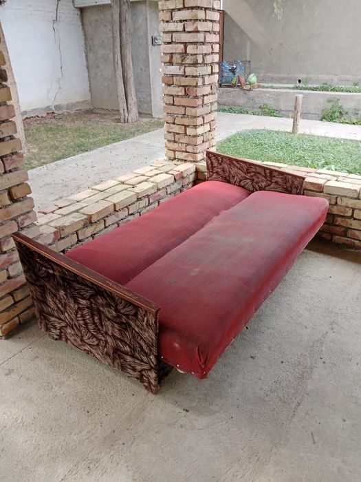 Диван раскладной.