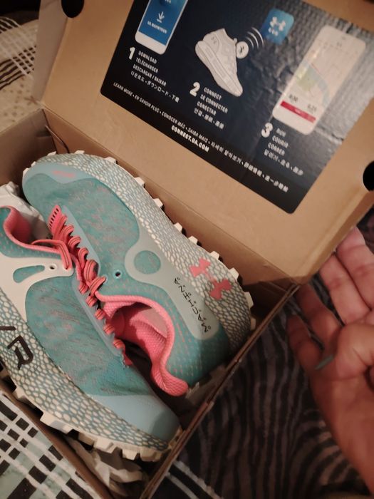 Дамски маратонки Under Armour