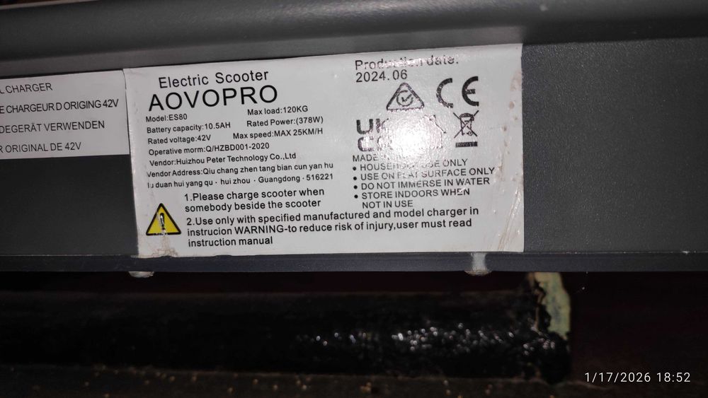 Trotineta AOVOPRO ES80. Stare ca noua. 350W, pliere rapida, 35 km.