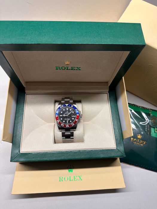 Rolex GMT-Master II “Pepsi”