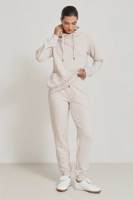 Женский спортивный костюм с капюшоном – Турция