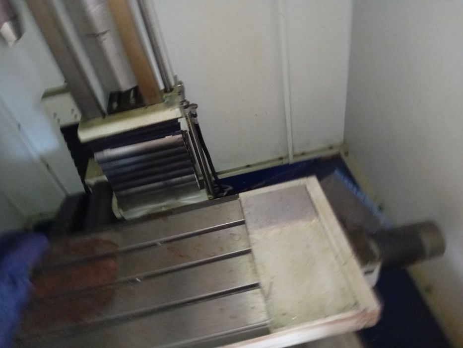 Masina de gaurit in coordonate   cnc