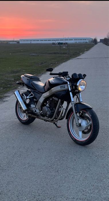 Vand Motor Daelim RoadWin 125cc