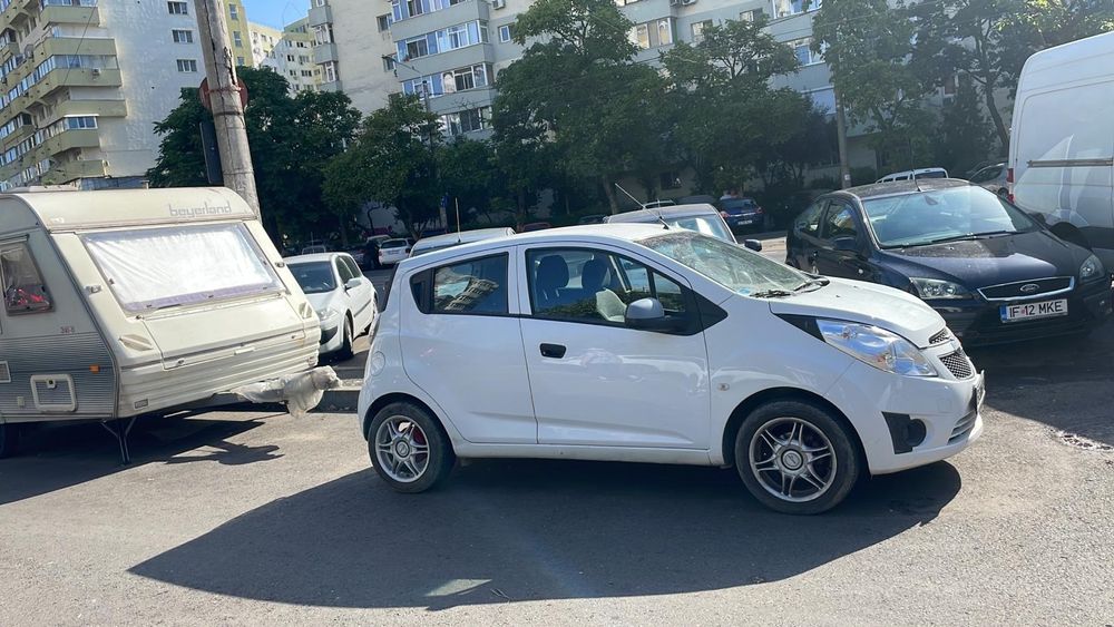 Vând spark M300 2012 cu GPL